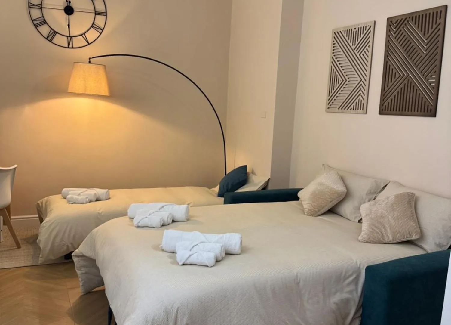 Friends House Napoli Bed & Breakfast