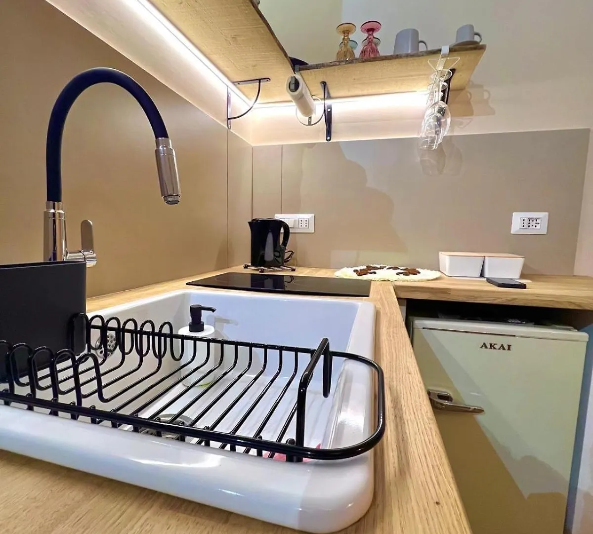 فندق مبيت وإفطار مبيت وإفطار Friends House Napoli